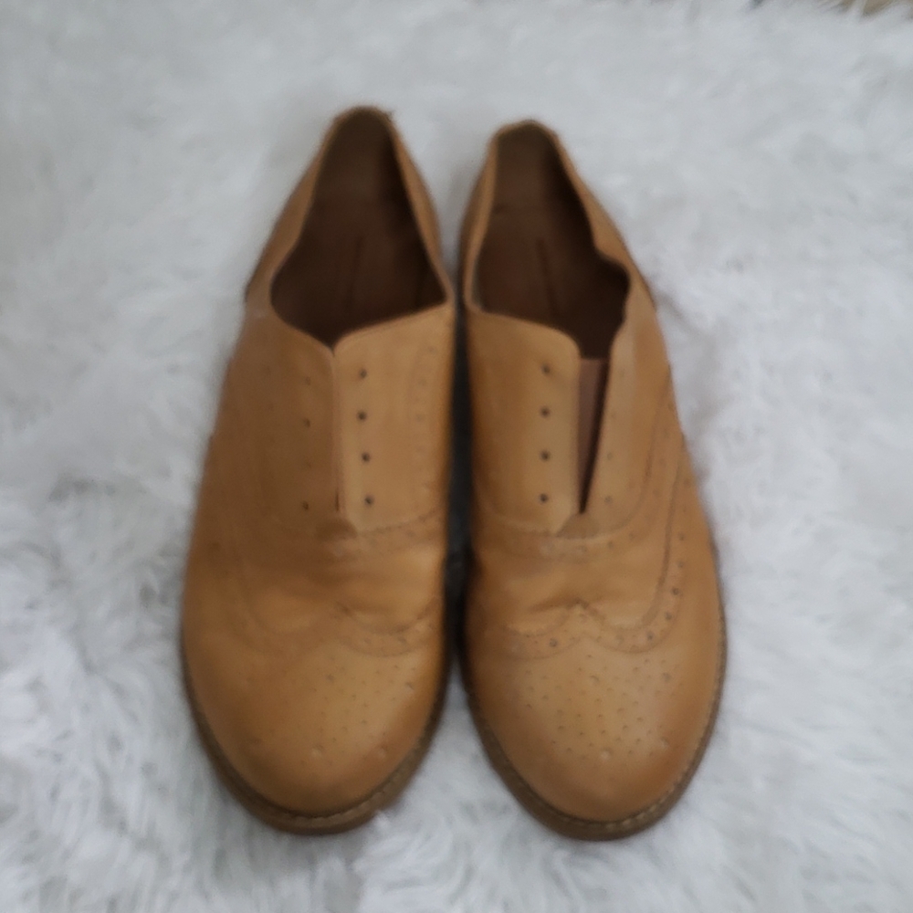 Melrose and Market Elliot Oxfords